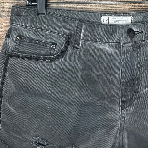 Free People Distressed Shorts Frayed Hem Gray Denim Black Trim Size 29 - Picture 2 of 10